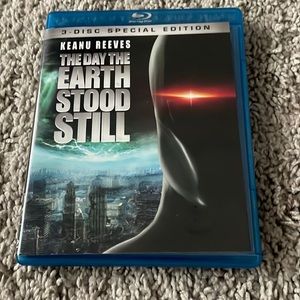 The Day the Earth Stood Still on DVD and BluRay